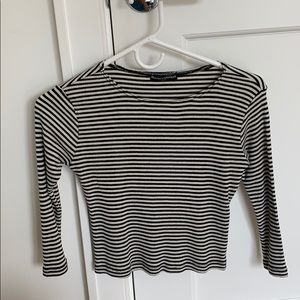 Brandy Melville crop top long sleeve